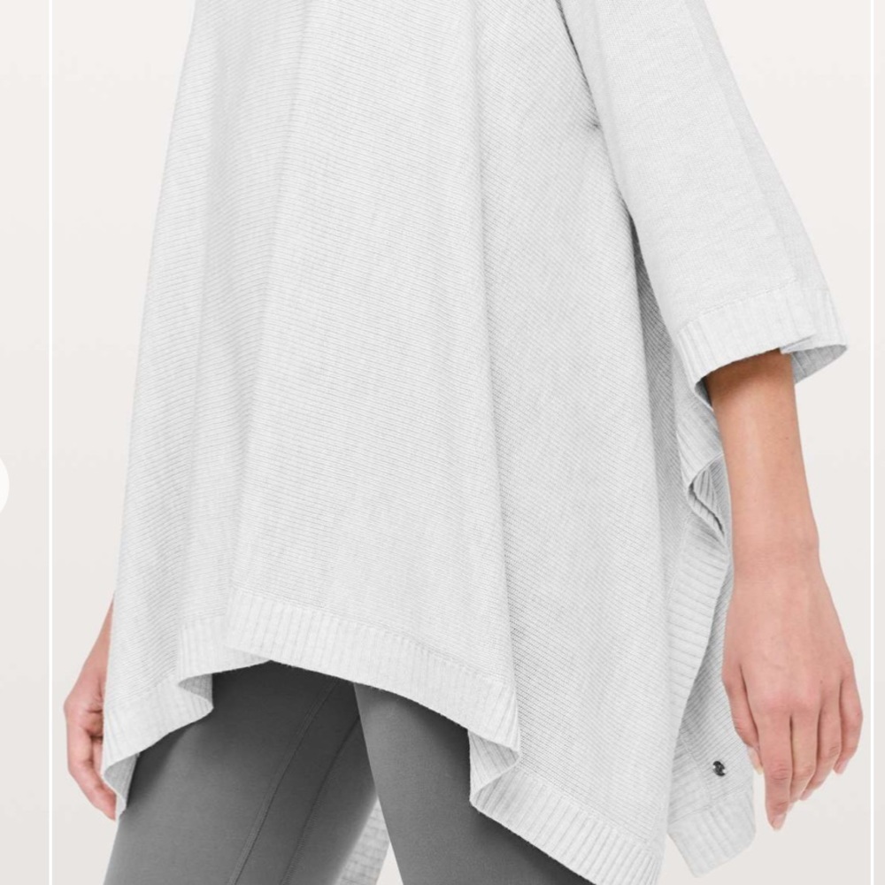 Lululemon Divinity Poncho